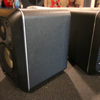 KRK V4 Series 4 4" Active Studio Monitors (Pair) – 2016–2021 – Black w/ Grilles & Cables Bild 4