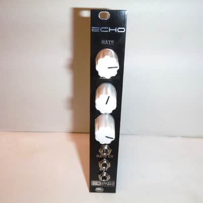 Synthrotek Echo 2026 - white/black image 1