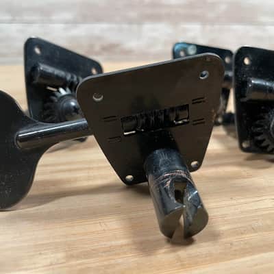 Classic/Clover Key Bass Tuners - Black image 3