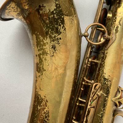 Selmer Mark VI Tenor Saxophone 1956 – Relacquered – European engraving image 9