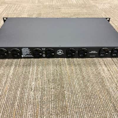 Furman PL-8 Series II, 15- Amp Power Conditioner, 1U Rack Space w/ Lights, Excellent Condition image 6