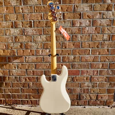 Fender Vintera® II '60s Precision Bass Rosewood Fingerboard Olympic White image 6