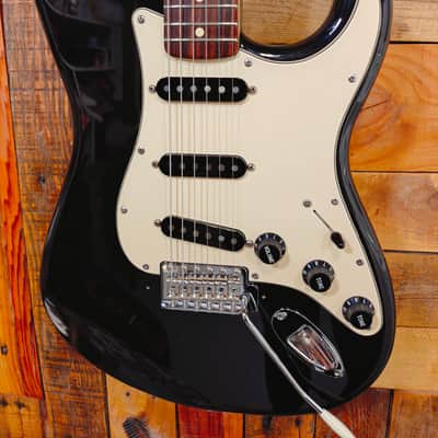 Fender Vintera Custom 70s Stratocaster 2020s - Black image 2