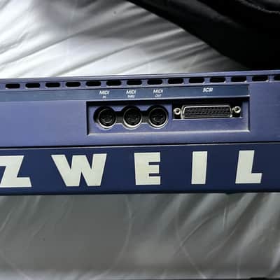 Kurzweil K2000VP 61-Key Digital Synthesizer 1990s - Indigo image 7