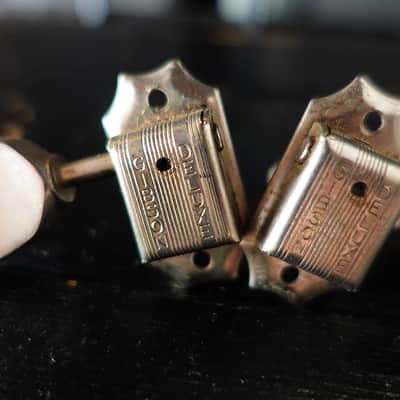 Kluson Vintage Gibson SG Tuners - 3pcs - Tulip Buttons 1970s image 2