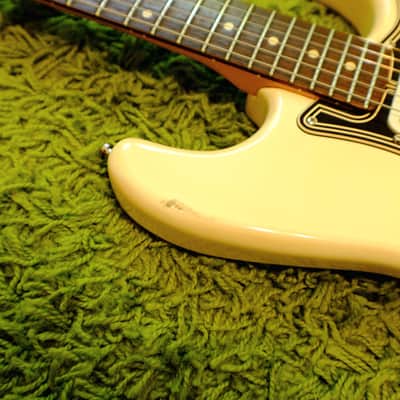 1997 Fender Roadhouse Stratocaster w/ Duncan Psychedelic Pickups + HSC image 5