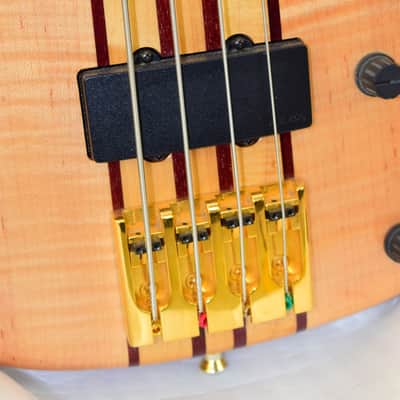 Peavey Cirrus 4 4-String Bass, Natural w/ Case image 6