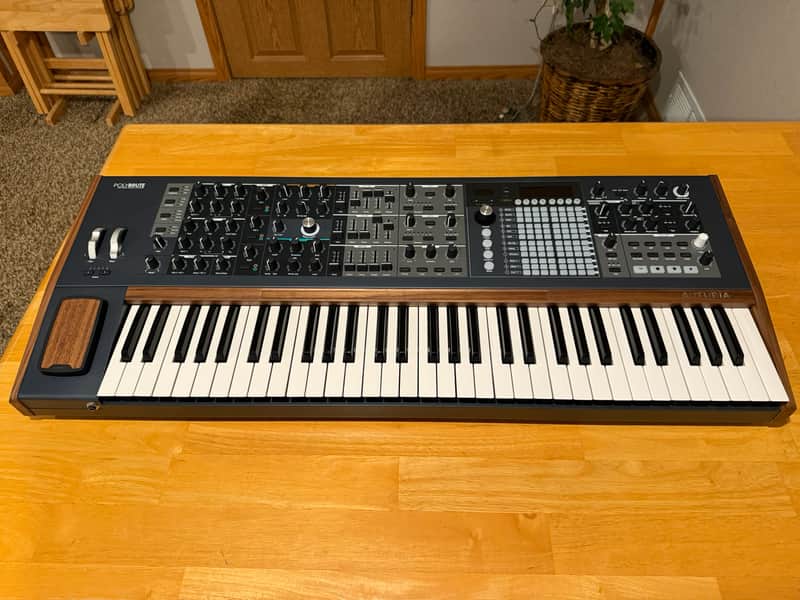Arturia PolyBrute 61-Key Synthesizer image 1