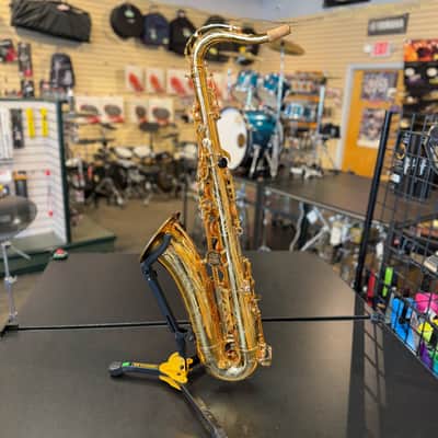 Buffet Crampon BC8402-1-0 2022 Tenor Sax Gold Lacquer and Engraved image 6