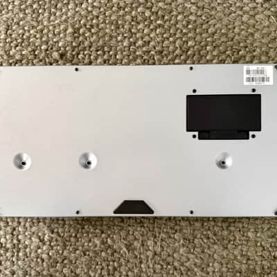 Roland FC-300 MIDI Foot Controller 2007 - 2023 - Silver image 8