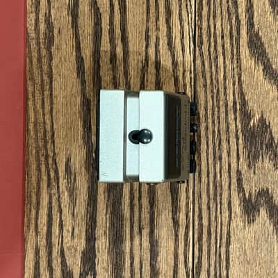 Boss FZ-2 Hyper Fuzz (Silver Label) 1993 - 1997 - Silver image 3
