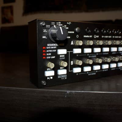 Korg SQ-1 CV Step Sequencer/Sync Box 2015 - Present - Black image 3