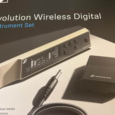 Sennheiser Evolution Wireless Digital Instrument Set image 2