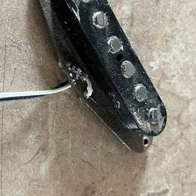 1976 Fender Stratocaster guitar pickup image 2