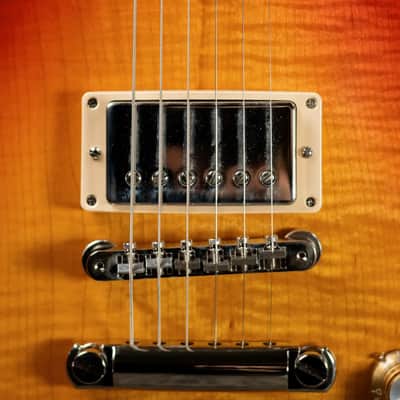 Gibson Les Paul Standard '60s Faded Electric Guitar - Vintage Cherry Sunburst with Hardshell Case image 9