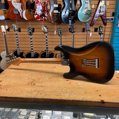 Fender Road Worn 50's Stratocaster Electric Guitar image 8