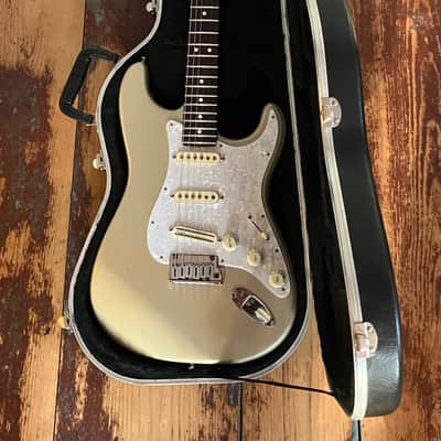 1997 Fender Roadhouse Stratocaster - Made in USA - Shoreline Gold - with DiMarzio DP188 bridge pickup & OHSC image 23