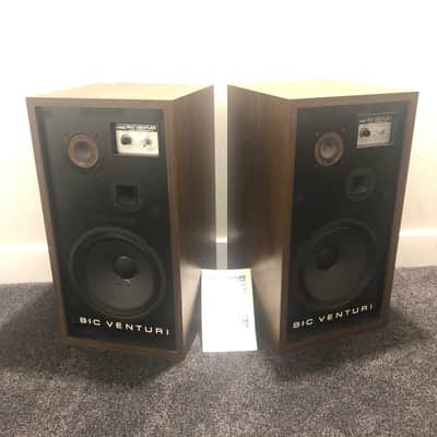 BIC Venturi Formula 4 Speakers image 1