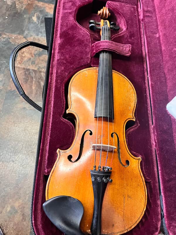 Unbranded German made 4/4 full size violin 20th century - Natural image 1