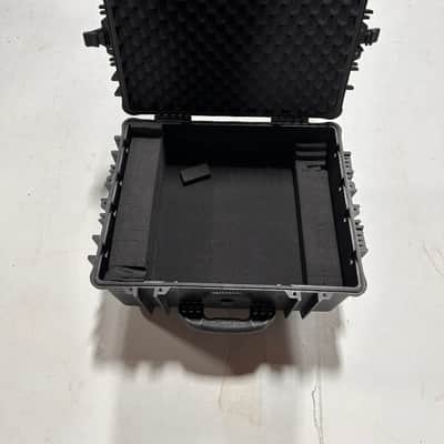 Fiasco POLYPROOF 31L Waterproof Rolling Hard Case image 3