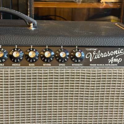 Fender Custom Shop Vibrasonic Amp 2000’s - Black FULLY SERVICED image 3