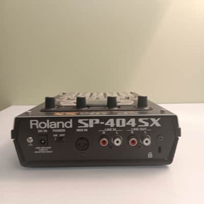 Roland SP-404SX Linear Wave Sampler 2009 - 2017 - Black image 4