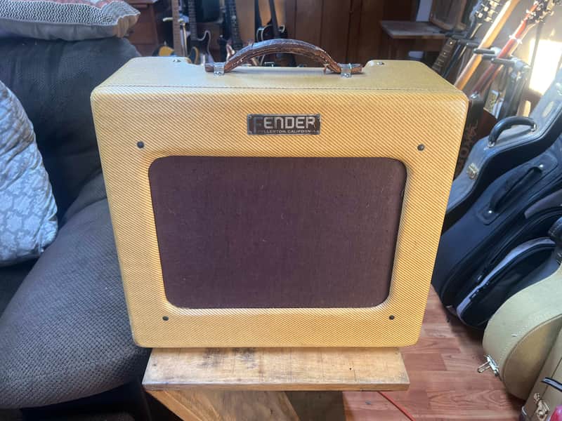 1951 Fender Deluxe 5A3 TV Front 10-Watt 1x12" Guitar Combo Tweed image 1