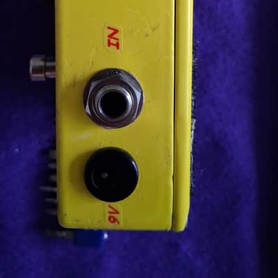 DVM Zonking Yellow Screamer  Mk1 2007 - Yellow image 2