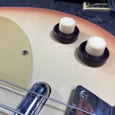 Danelectro Longhorn Bass image 15