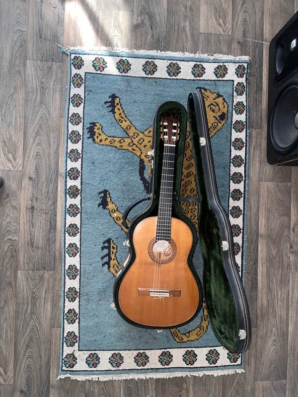 José López Bellido Flamenco Guitar F.A. 2008 - Cedar image 1