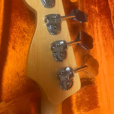Fender American Vintage Hot Rod '70s Jazz Bass 2014 - Sunburst image 16
