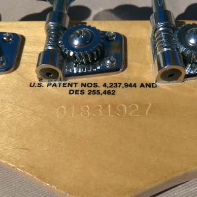 1984 Peavey Foundation FL Fretless Bass sunburst image 9