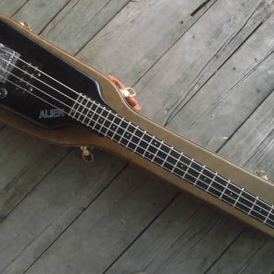 Hondo Alien Bass Headless Kramer Duke - 1980? image 5