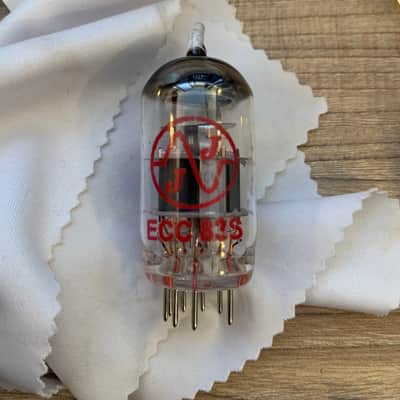 Universal Audio 710 Twin-Finity Microphone Preamp 2009 - Present - Silver image 5