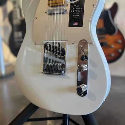 Fender American Ultra II Telecaster with Maple Fretboard - Avalanche image 3