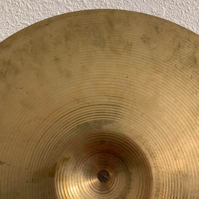 Zildjian 16" Medium Crash Cymbal - 1990’s image 8