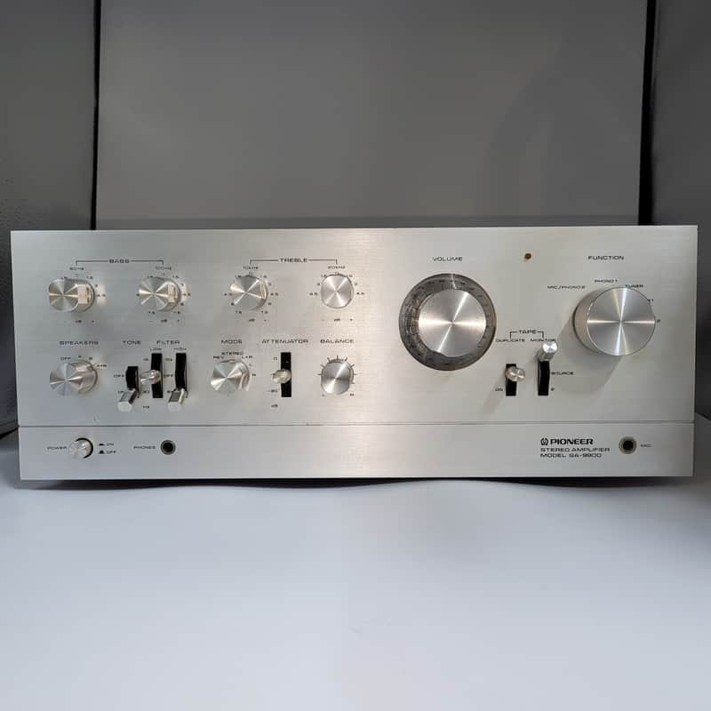 Pioneer SA-9900 110-Watt Stereo Solid-State Integrated Amplifier