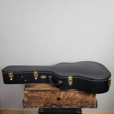 Martin 533EC Cabernet 000/OM Acoustic Guitar Case image 4