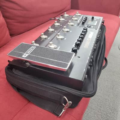 Line 6 POD HD500 Multi-Effect and Amp Modeler with Gigbag- Black image 11