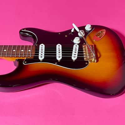 Fender Stratocaster SRV artists series 1998 - vintage sunburst image 15