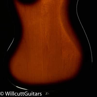 Fender Gold Foil Jazz Bass Ebony Fingerboard 2-Color Sunburst (985) image 2