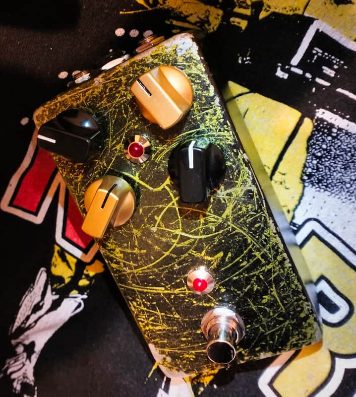 Glitching Face - Fuzz Face pedal mod image 1
