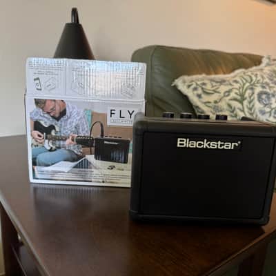Blackstar Fly 3 3-Watt 1x3" Battery-Powered Mini Guitar Combo 2014 - Present - Black image 4