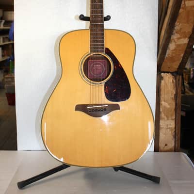 YAMAHA FG-730S acoustic guitars