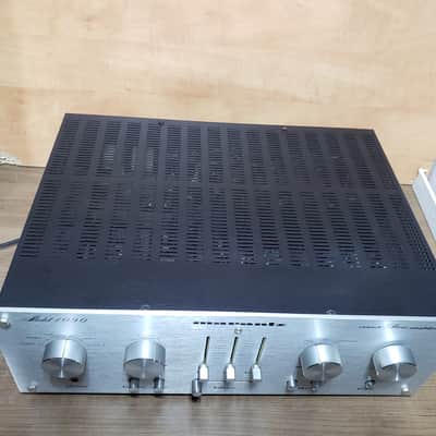Marantz Model 1090 45-Watt Stereo Solid-State Integrated Amplifier 1977 - 1978 image 3