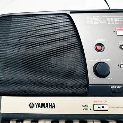 YAMAHA PSR-640 Synthesizer Arranger Workstation Made in JAPAN. Good Condition. Works Great !... image 5