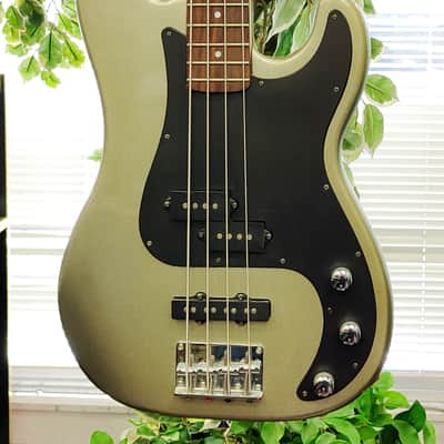 Samick LB-31/CF Bass Guitar image 2