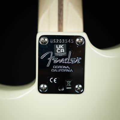 Fender Eric Clapton Stratocaster Maple Fingerboard Olympic White (US22016693) image 15