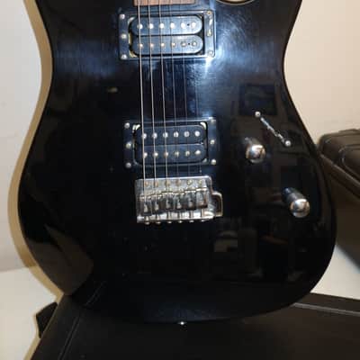 ELECTRIC GUITAR IBANEZ GIO - BLACK image 2