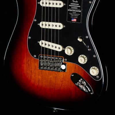 Fender American Professional Classic Stratocaster Maple Fingerboard 3-Color Sunburst (908) image 1
